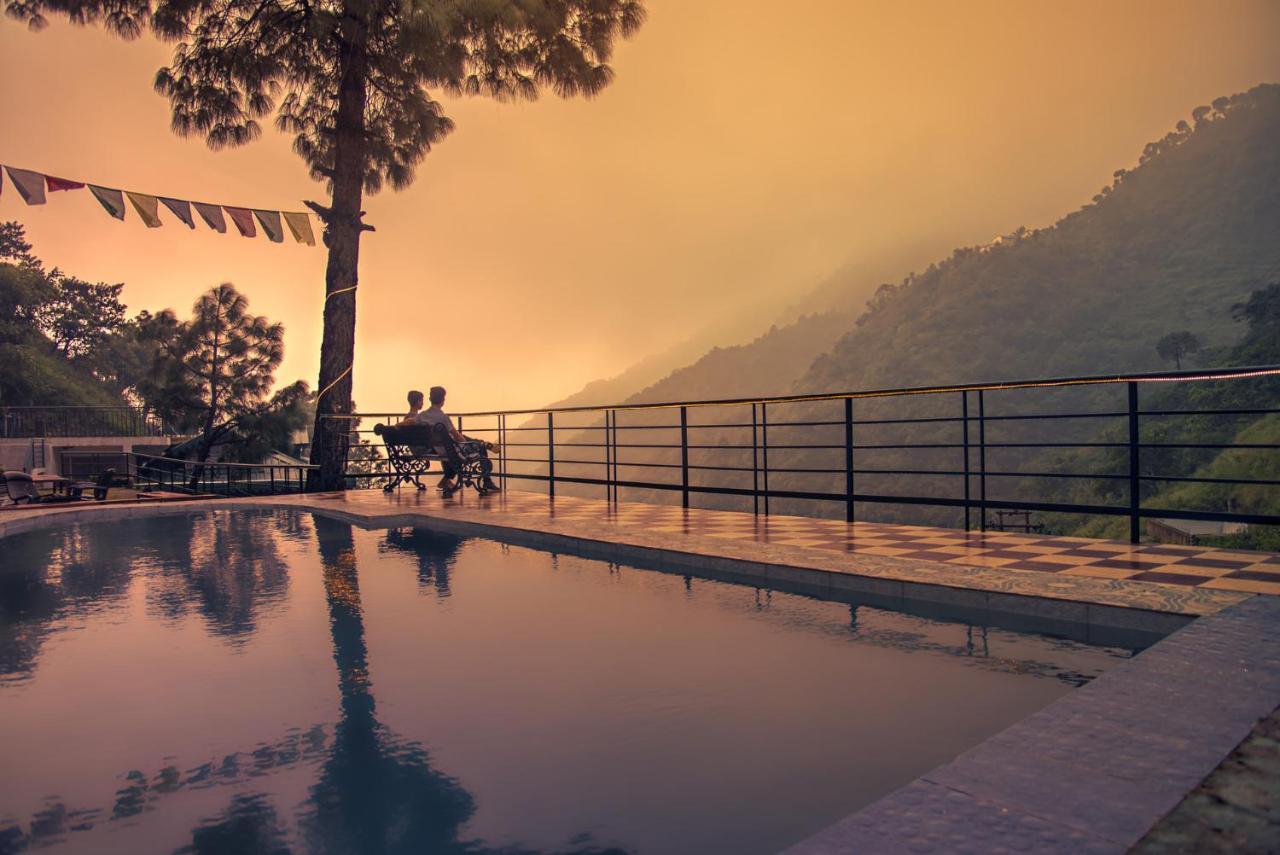 Safarmaina Resort Kasauli Extérieur photo