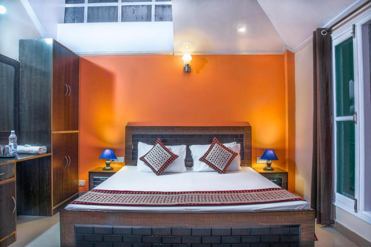 Safarmaina Resort Kasauli Extérieur photo