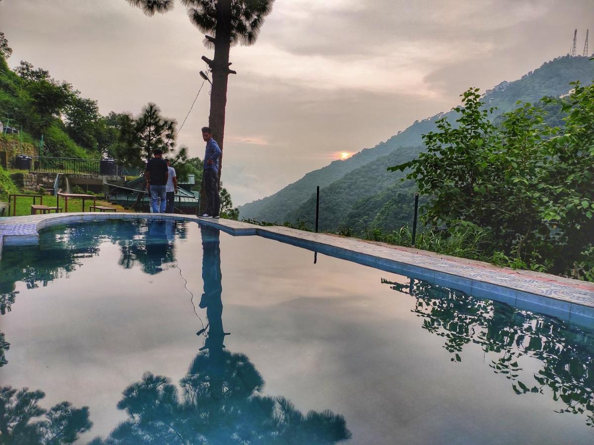Safarmaina Resort Kasauli Extérieur photo